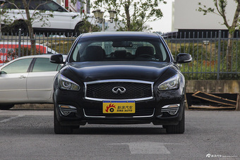 2015款英菲尼迪Q70L 2.5L悦享版