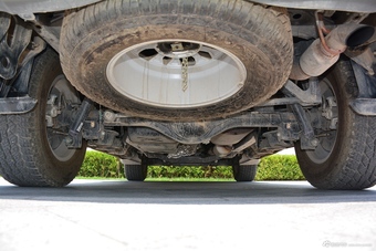 2016款驭胜S350 2.0T自动四驱汽油超豪华版5座