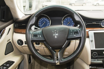 2013款总裁 3.0T自动V6标准型