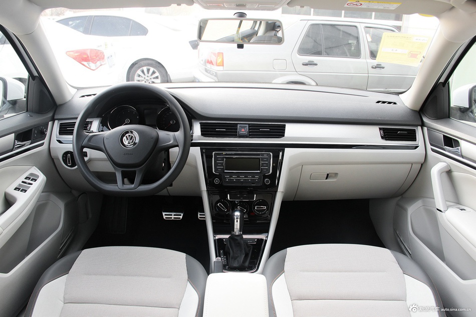 2017款大众蔚领 1.4T 自动舒适型（白色）