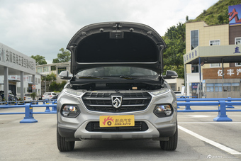 2017款宝骏510 1.5L自动豪华型图片