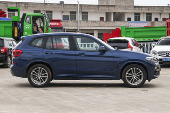 2018款宝马X3 xDrive25i M运动套装