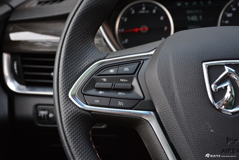 2017款宝骏560 1.5T DCT旗舰型