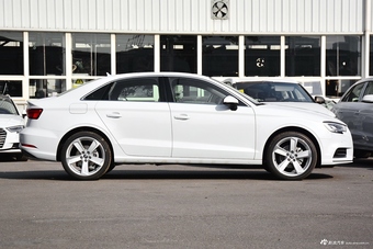 2018款奥迪A3 30周年型1.4T自动Limousine 35 TFSI风尚型