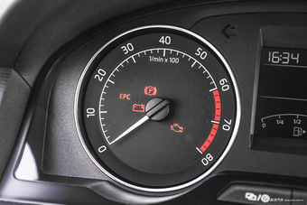 2016款昕动1.6L自动 改款 前行版