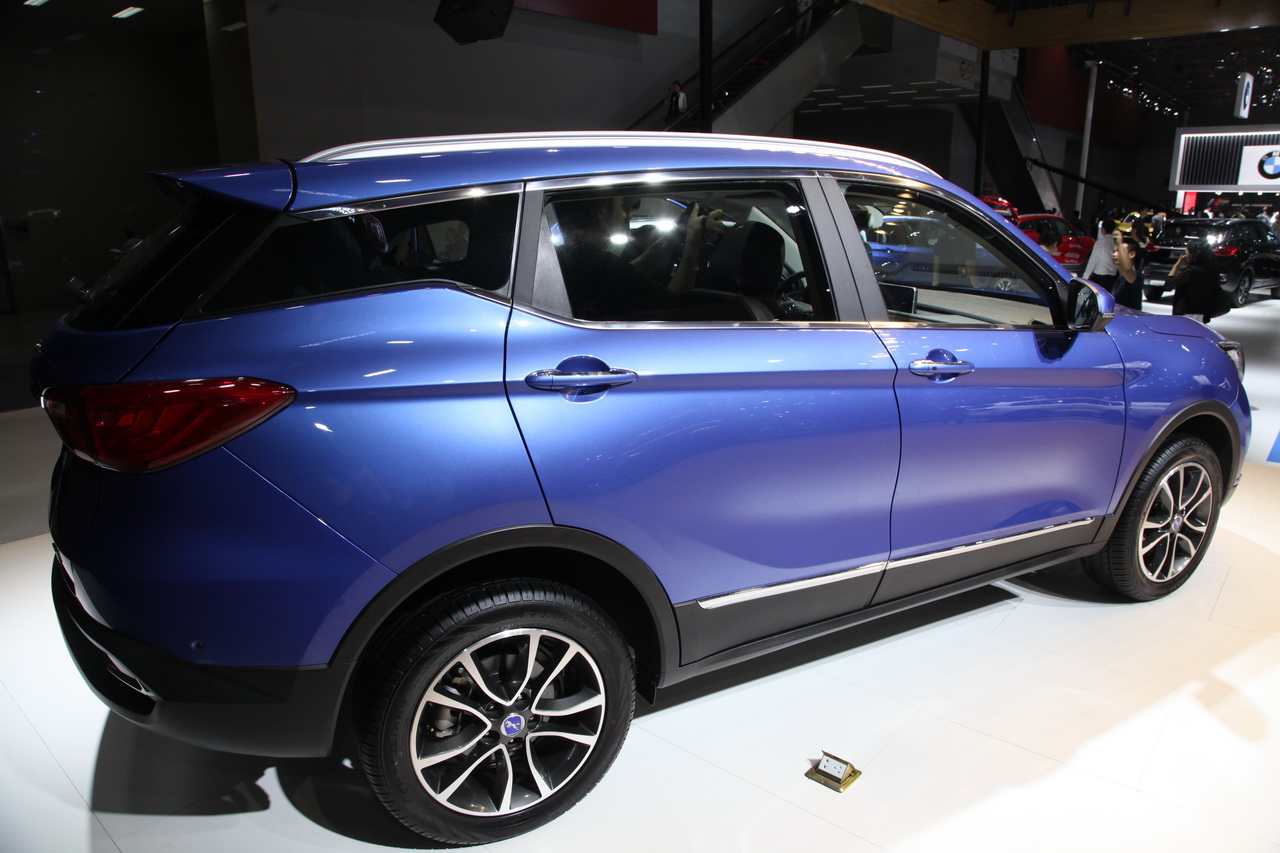 2018广州车展实拍：汉腾X5新能源