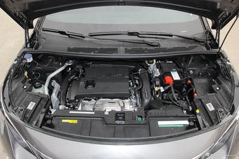 2017款标致4008 1.8T自动豪华GT版（灰)