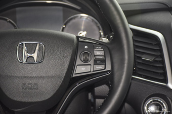2017款冠道2.0T自动370TURBO两驱豪华版