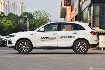 2016款众泰T600 1.5T手动尊贵型运动版