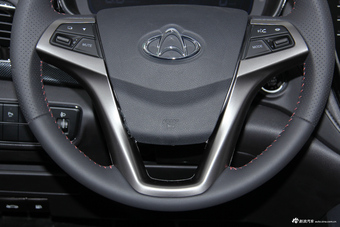 2017款欧尚1.5L手动标准型