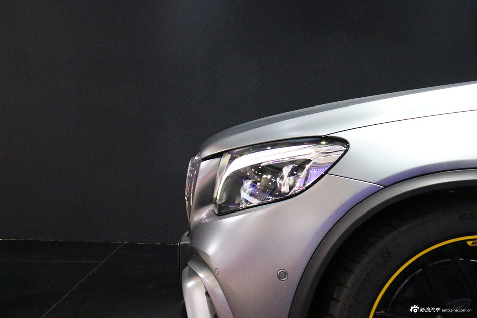 奔驰AMG GLC促销中，最高直降10.04万，新车全国55.50万起！