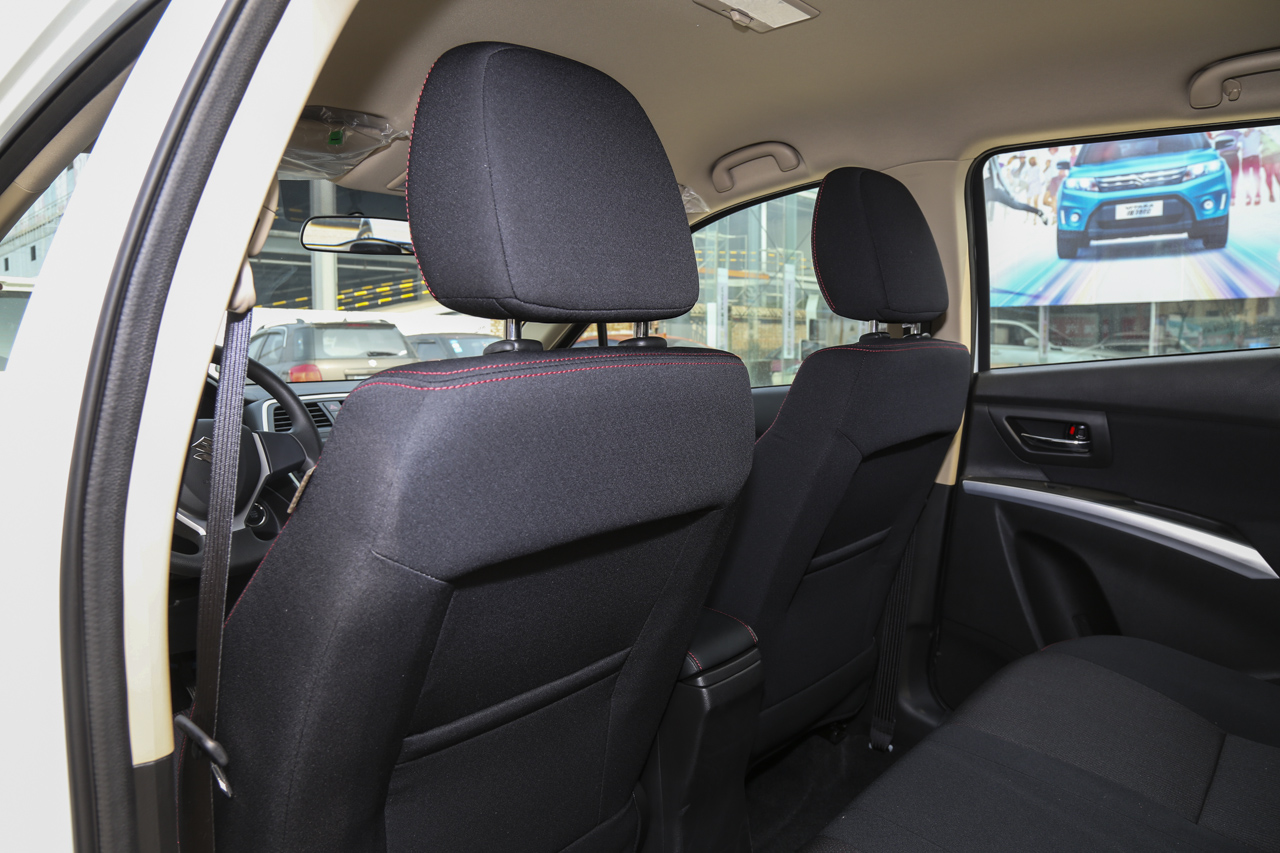 2015款锋驭1.6L手动进取型 珠光白