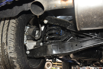 2016款驭胜S330 1.5T自动两驱尊贵版 