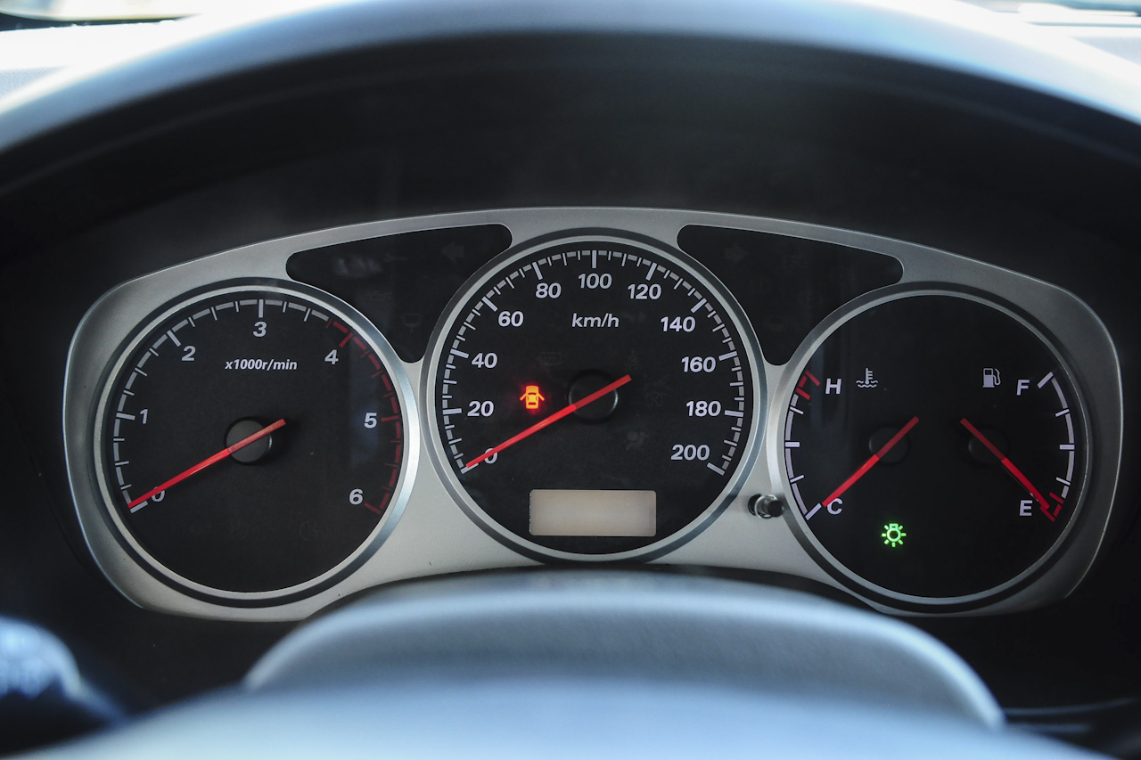 2014款瑞铃2.5T手动标准型标双排4B2-95C43