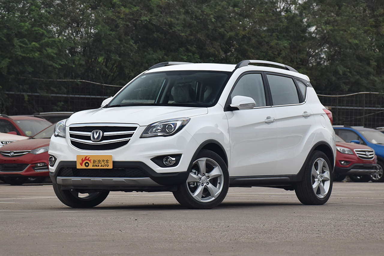 车型对对碰：2017款长安CS35 VS 2018款瑞风S3之内饰配置