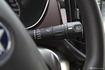 2016款启辰T70X 2.0L自动睿趣运动版