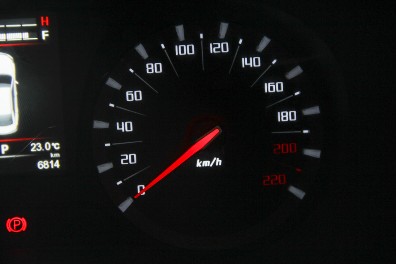 2016款传祺GA6 1.5T自动豪华版235T