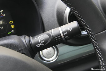 2017款WEY VV7 2.0T自动旗舰型