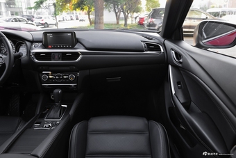 2018款阿特兹2.5L自动蓝天至尊版