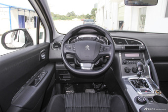 2016款标致3008 1.6THP自动经典版