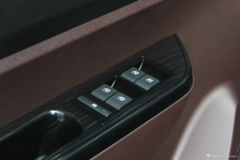 2016款迈威1.5L自动智享型