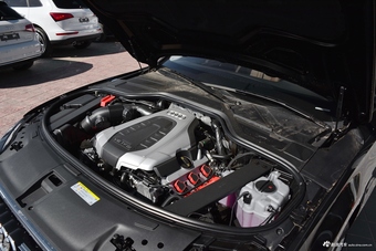 2017款奥迪A8L 45 TFSI quattro领先精英版