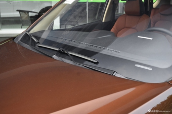 2017款宝骏560律动版1.5T手动乐享型