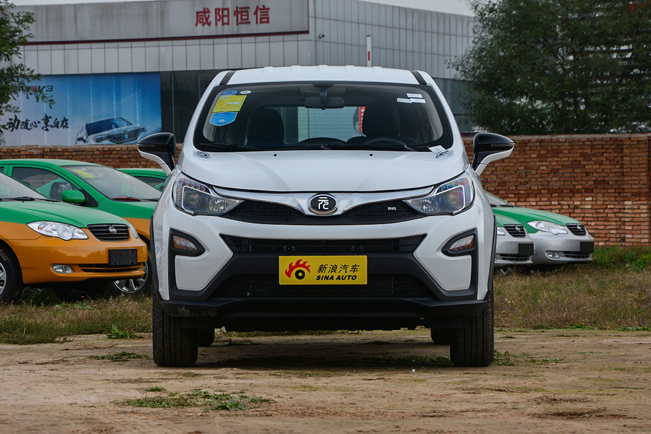 2017款比亚迪元1.5L手动酷炫时尚型