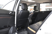 2017款宝骏310 1.5L手动豪华型