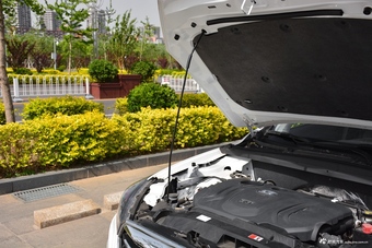 2018款奔腾X80 1.8T自动旗舰型Live版