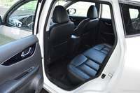 2017款逍客2.0L自动旗舰版 