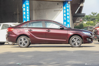 2017款海马M6 1.6L手动运动智能型