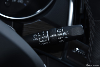 2016款哈弗H9 2.0T自动豪华型7座