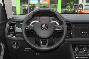 2018款柯迪亚克改款2.0T自动330TSI两驱豪华优享版7座