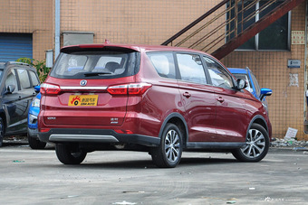 2017款凌轩1.6L手动幸福型