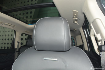 2017上汽大通D90 2.0T自动四驱北极星