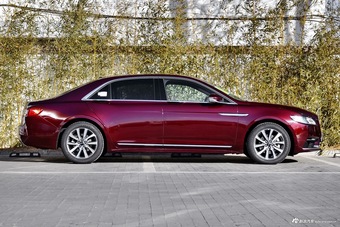 2017款林肯大陆2.0T自动两驱尊享版