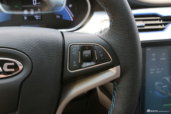 2018款江淮iEVA50新能源 豪华智享型