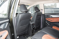 2015款 宝骏560 1.8L手动精英型