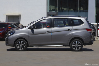 2017款启辰M50V 1.5L手动XL舒适版