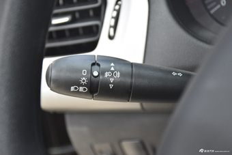 2015款爱丽舍质尚版 1.6L 自动时尚型