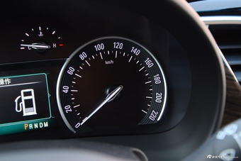 2017款GL8 2.0T自动尊享型