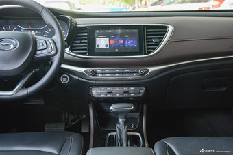 2018款传祺GA4 1.3T自动尊贵版200T