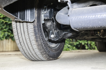 2016款海马V70 2.0L手动适·畅型 6座