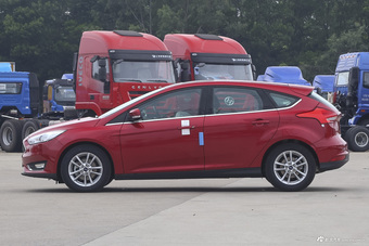 2017款福克斯两厢1.5T自动精英型EcoBoost 180