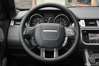 2017款揽胜极光2.0T自动绚黑限量版