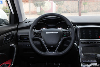 2018款猎豹CS9 1.5T手动劲风型