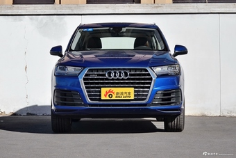2018款奥迪Q7 2.0T自动40TFSI S line运动型