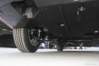 2017款雷凌改款185T自动精英版