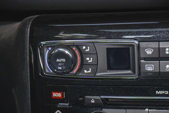 2016款雪铁龙C5 1.8T自动尊贵型